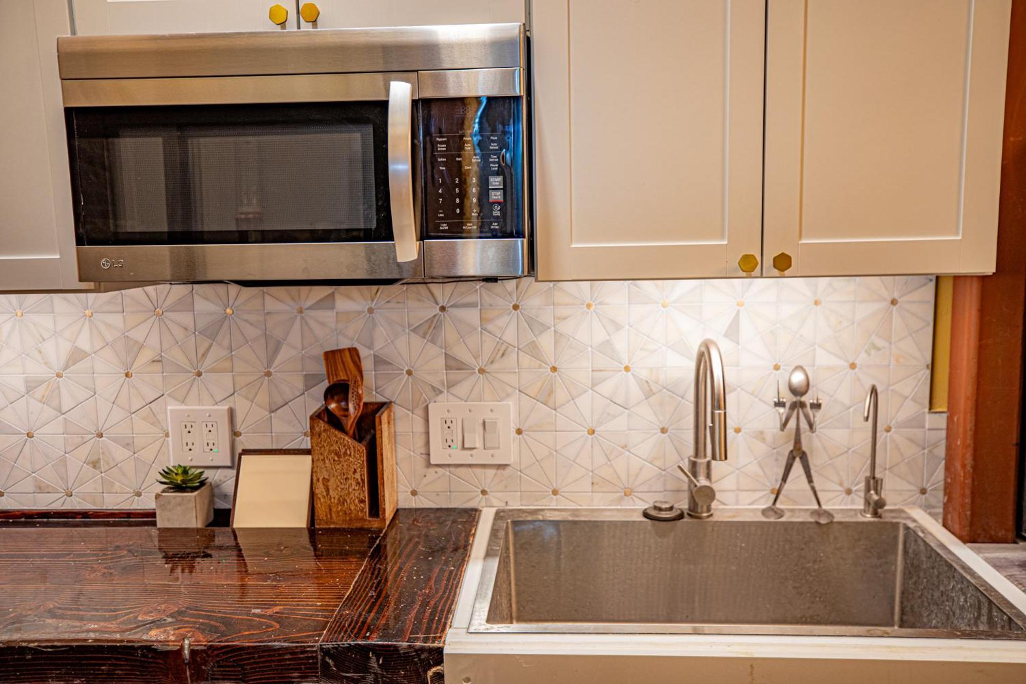 Social Stays - Santa Barbara'S First Hostel On State Street Exteriör bild