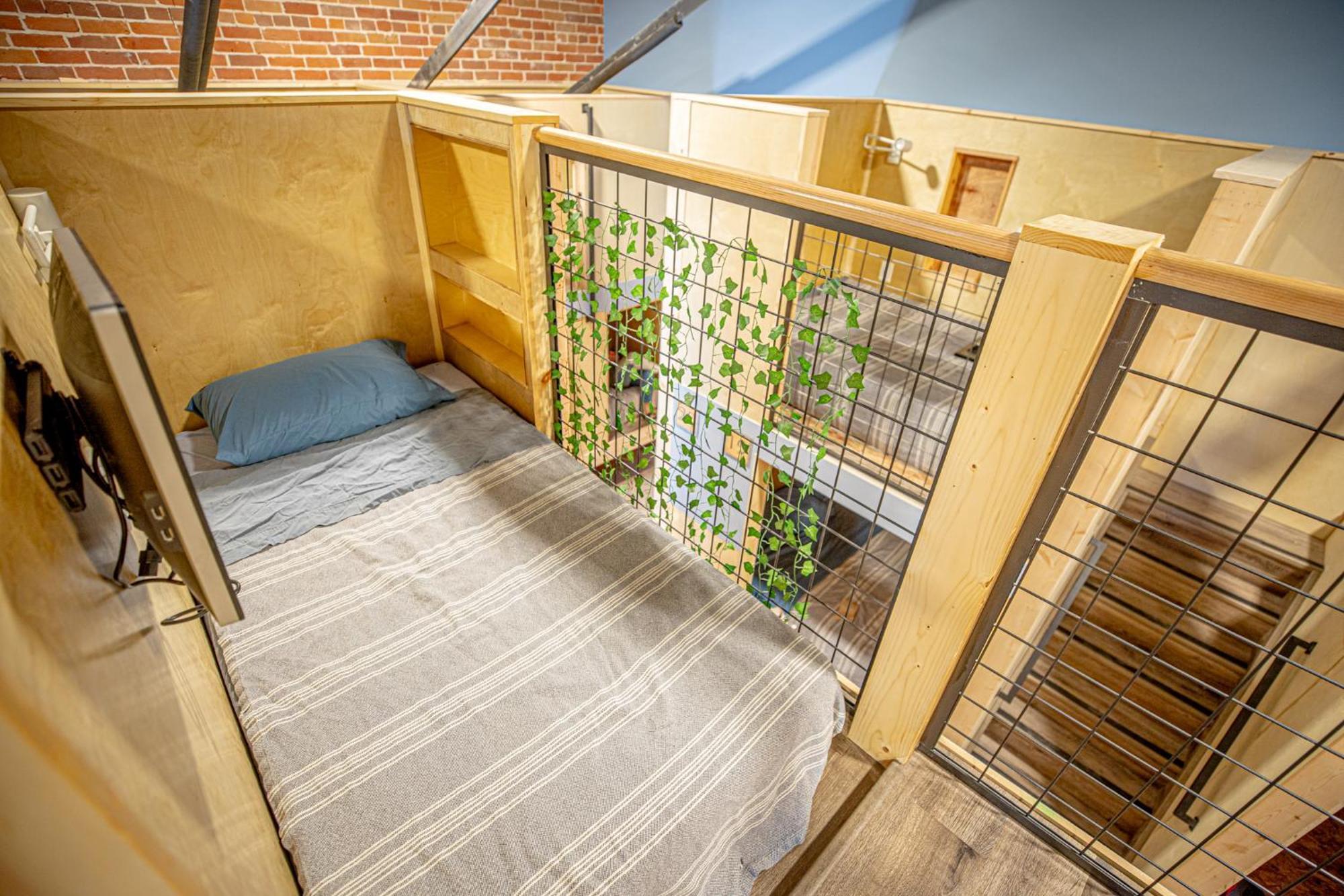 Social Stays - Santa Barbara'S First Hostel On State Street Exteriör bild
